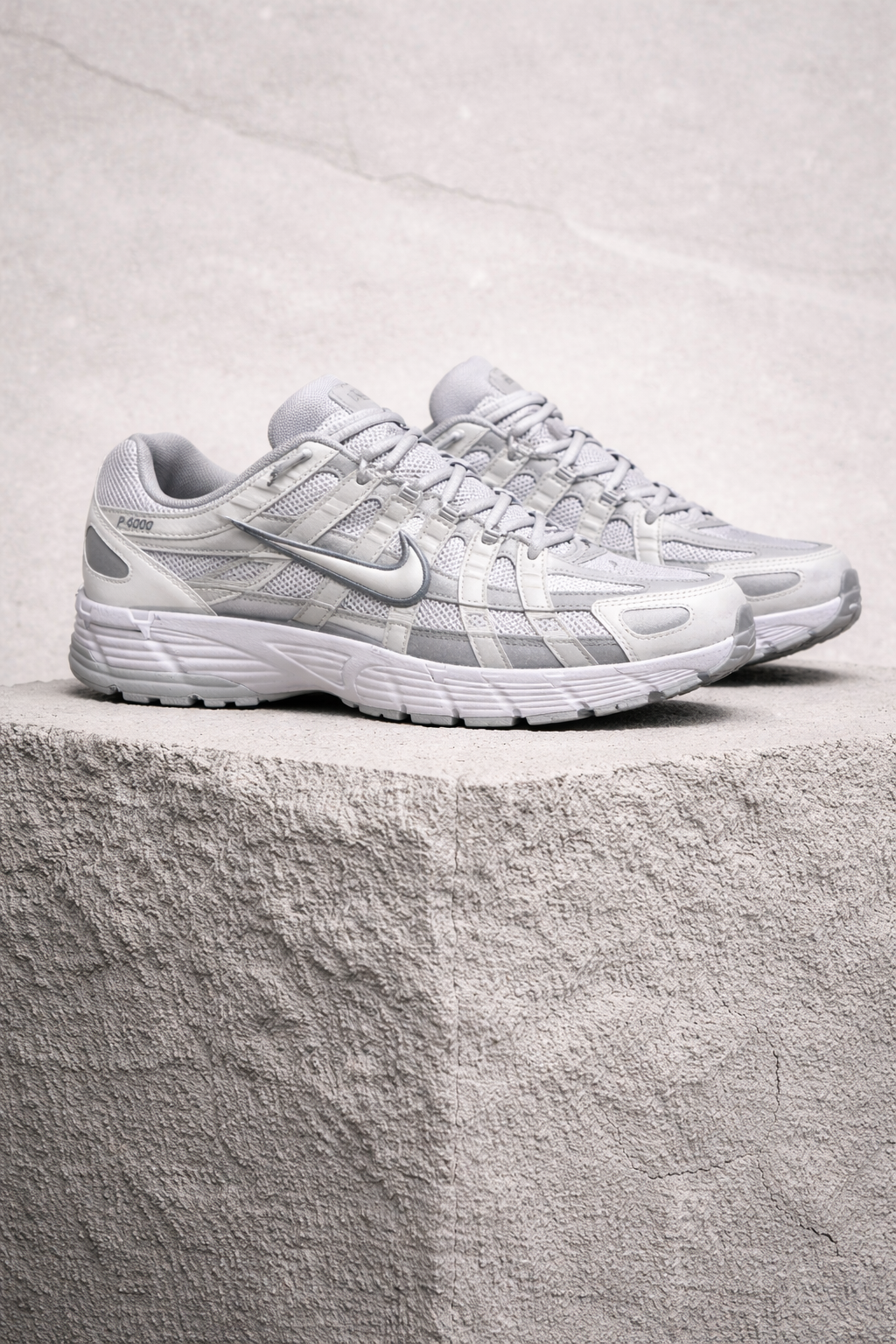 NIKE P-6000