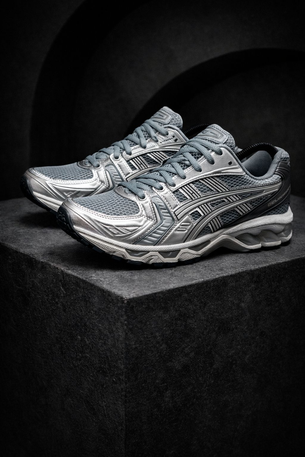ASICS