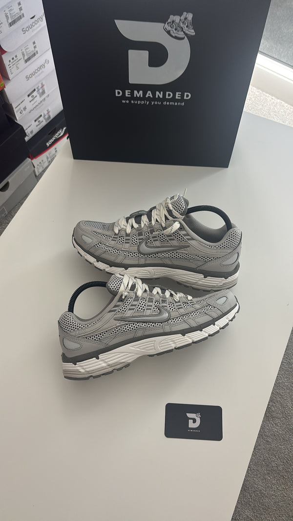 NIKE P-6000 IRON ORE