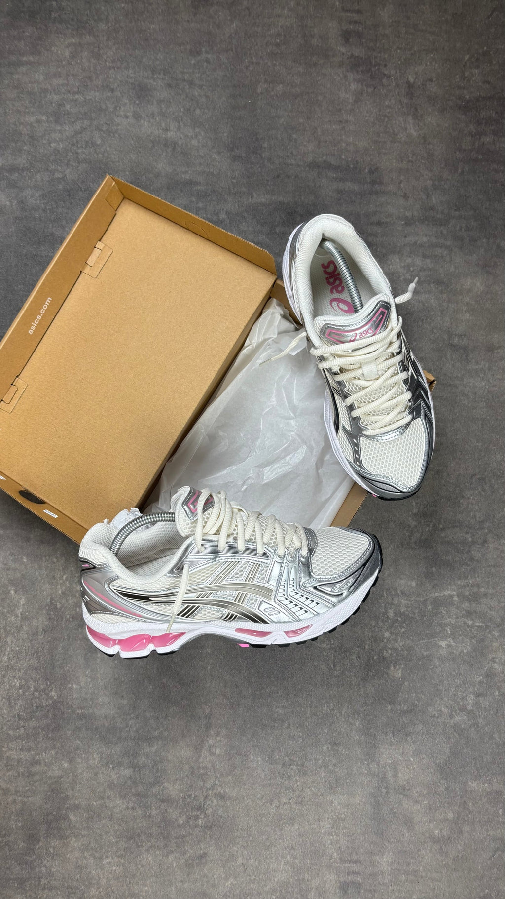 ASICS GEL-KAYANO 14 "CREAM / SWEET PINK"