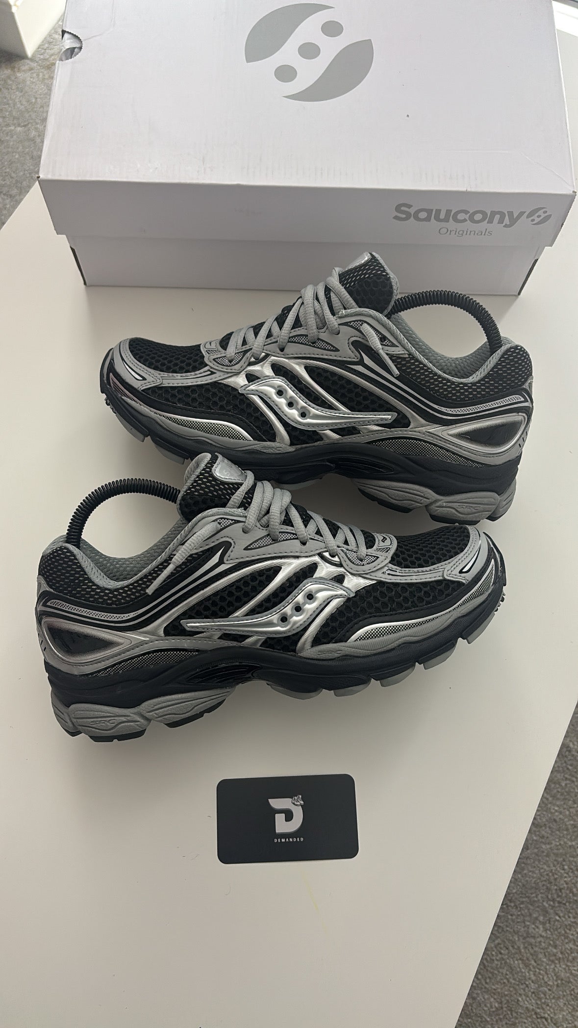 SAUCONY OMNI 09 “Black / Silver”